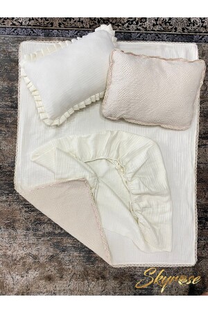 مجموعة غطاء غطاء الأطفال من طراز MNZ-Lux Muslin 202219950014 - Skyrose