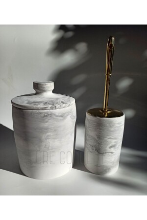 قمامة القمامة المعدنية المعدنية من الرخام (MNZ-Marble Patterned Matte Bathroom Trash Can) وفرشاة المرحاض (TW10102) - Ture Concept