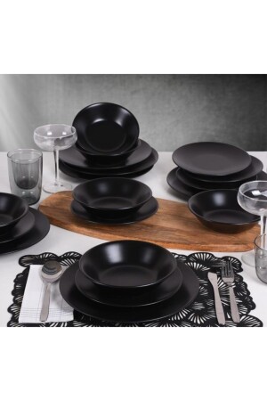 مجموعة عشاء أسود من طراز MNZ-Matte لـ 6 أشخاص 18 قطعة KRM82 - Keramika