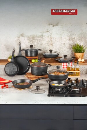 MNZ-Motto 16 قطعة معدنية معدنية 8002 - Kahramanlar