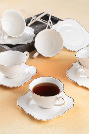 مجموعة من الشاي من شخص من نوع MNZ-Omega 6 - Acar