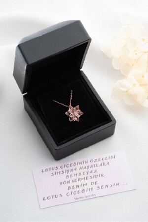 MNZ-Pink Lotus Flower Necklace في 925 صناديق ضوء فضية - Silvano Jewelry