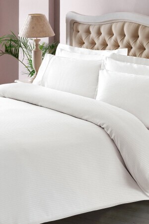 MNZ-Premium Basic King Size Duvet Cover Set شريط أبيض - Taç
