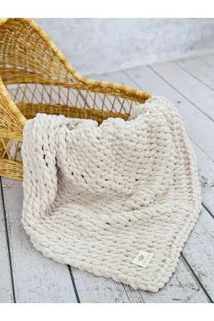 MNZ-Puffy Hand Stitched Multi-Purpose Wellsoft Baby Blanket حجر - MATRAK HOME