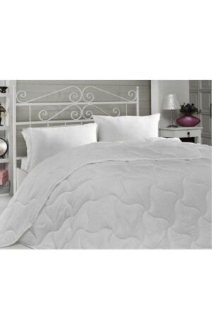 MNZ-Single Nonwoven Silicone Quilt MDMM196 - Madame Linnda