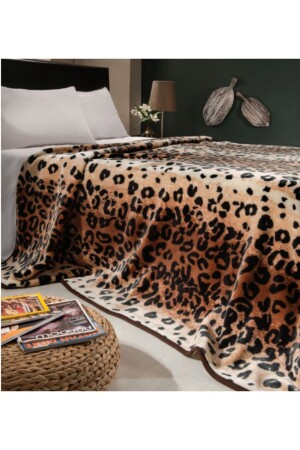 MNZ-Solana فاخرة بنك الملك الحجم غطاء 444 براون 200x240 &هم غطاء & غطاء السرير - Mink