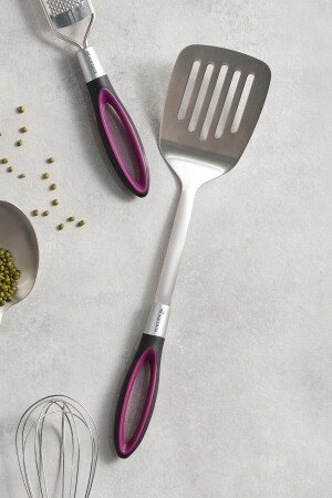 (MNZ-Swan) ، فولاذ من الفولاذ - Karaca