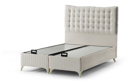 قاعدة MNZ-Volga - Cadde Yıldız