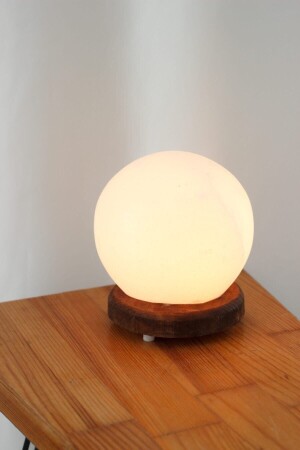 مصباح الملح من قاعدة MNZ-White Globe BKRT01 - Salt and More