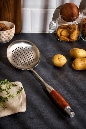 (MNZ-Woody) فولاذ فولاذ لا يحجّل 600. 15.01.2174 - Emsan