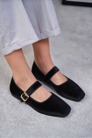 Monday Damen-Ballerinas mit schwarzer Samtschnalle und detaillierter flacher Sohle - 5