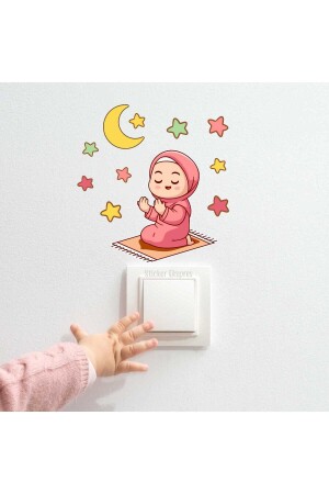 Namaz Kılan Kız Çocuk Hilal Ve Yıldızlar R3 Ramazan Priz Üstü Sticker - 4