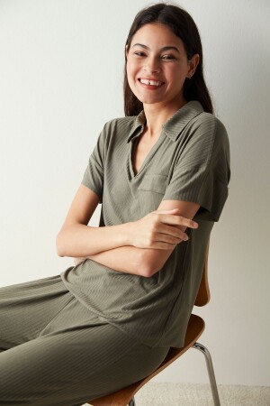 Naomi Khaki T-Shirt Pyjama-Oberteil - 1