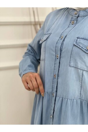 Neckholder-Jeanskleid mit Knöpfen aus Naturstoff mit Spitze – Blau EB00003 - 3