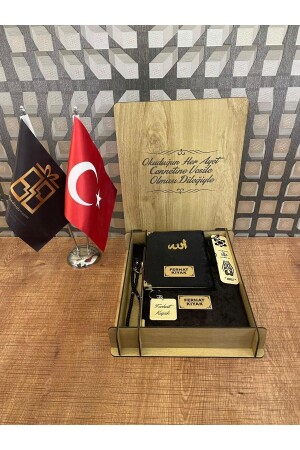 Öğretmenler Gününe Özel Ahşap Kutulu Kişiye Özel Hediyelik Kur'an-ı Kerim Seti Siyah TYC00486296994 - 2