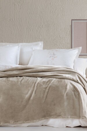 Olenna Double Wellsoft Decke – Beige - Yataş