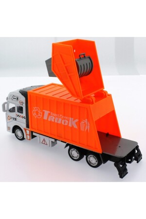 Orangefarbener Müllwagen zum Ziehen und Ablegen 2586906 - 4