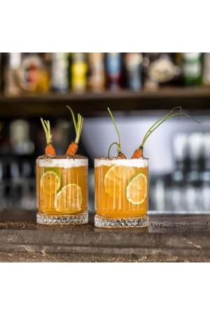 كأس من الزجاج من نوع 