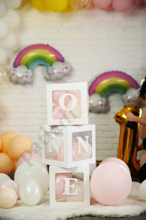 صندوق أبيض مكتوب و مجموعة بالون - Patladı Gitti