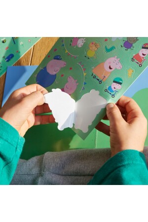 Peppa Pig - Reusable Sticker: Outdoor Fun - Tak Çıkar Çıkarma Oyunu - 110 Çıkartma MRPEPPA001 - 5