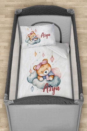 Personalisiertes 75x120 Parkbett-Bettbezug-Set, süßer Teddybär in der Wolke - 2