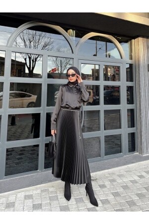 Piliseli Etek - Henza