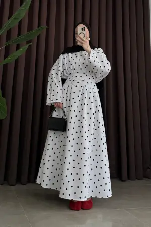Pinterest Model Bele Oturan Puantiye Elbise Beyaz - Nuuwears