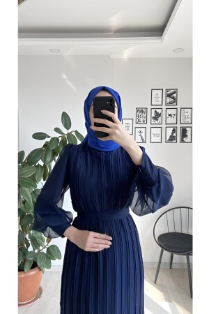 Plissiertes marineblaues Hijab-Kleid - 3