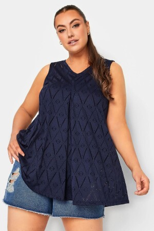 Plus-Size-Bluse mit V-Ausschnitt und Spitze, ungefüttert, kurzärmlig, 302381 - 1