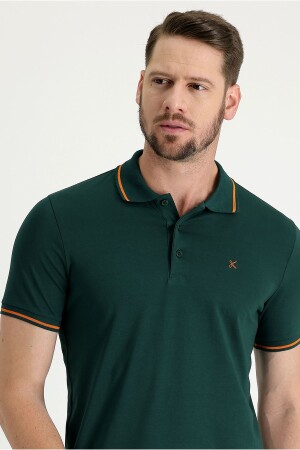 Polo-Ausschnitt, schmale Passform, schmal geschnittenes, besticktes Single-Jersey-Baumwoll-T-Shirt - 1