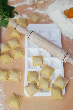 Praktische quadratische Ravioli-Form, Knödel-Ravioli-Form, Ravioli-Schneiden, Ravioli-Gerät, Ravioli-Form - 3