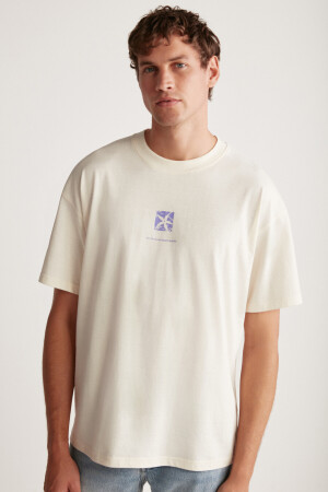 Quıncy Regular Vanilya Tekli T-shirt QUINCY01042023 - 2