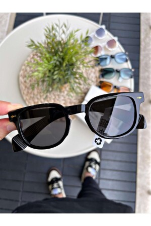 نظارات شمسية سوداء RE982 - WATCHOFROYAL