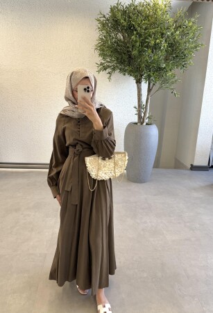 Riya Düğmeli Uzun Keten Elbise - Kahve - Duendeca