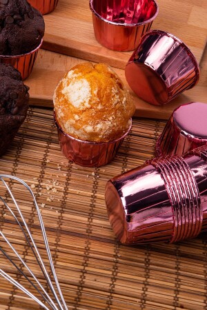 Rose Gold Parlak Kaplama 25'li Kek Kalıbı Fırında Dağılmayan 6.5x4 Cm Muffin Cupcake Stand Kapsülü - 6