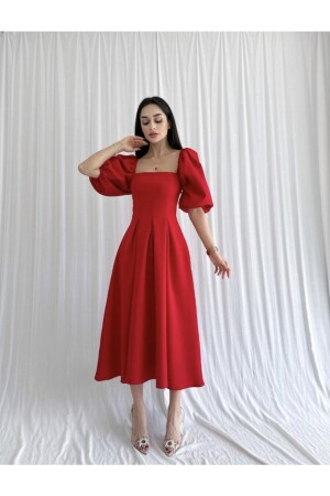 Rotes, plissiertes Midikleid mit quadratischem Ausschnitt - 2