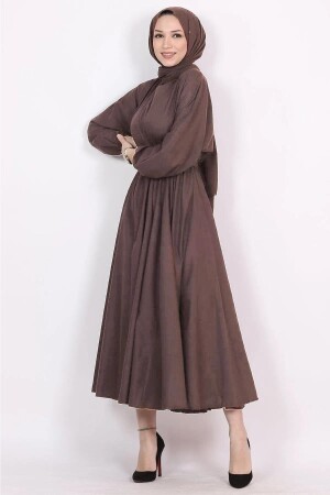 Saisonales Hijab-Kleid - 3