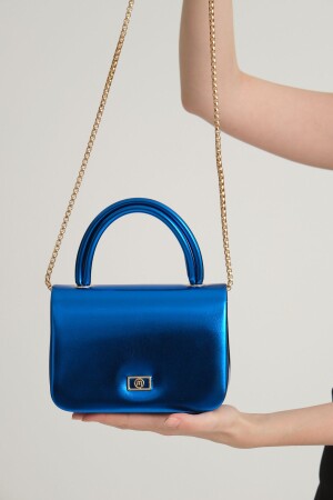 Saks Damen-Schultertasche mit glänzendem Kettenriemen in Blau für Damen - 4