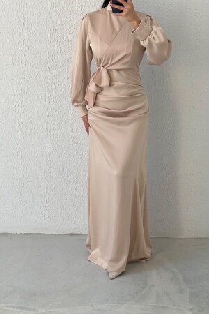 Satin-Hijab-Abendkleid mit Raffung und Knotendetail, Stein - 1