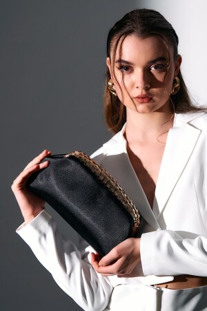 Schwarze Clutch-Abendtasche aus Satin mit goldenen Pailletten und detaillierten Details - 5