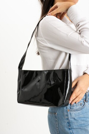 Schwarze Lackledertasche - 3