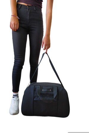 SCHWARZE SPORT- UND REISETASCHE - 4