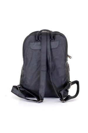 Schwarzer Damenrucksack aus weichem, gewaschenem Leder - 10