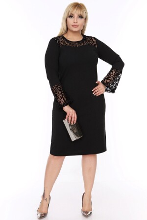 Schwarzes Kleid mit spanischen Ärmeln in Übergröße 4d-69249 - 1