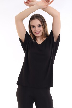 Schwarzes Oversize-Basic-T-Shirt mit V-Ausschnitt für Damen in Übergröße - 6