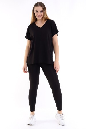 Schwarzes Oversize-Basic-T-Shirt mit V-Ausschnitt für Damen in Übergröße - 7