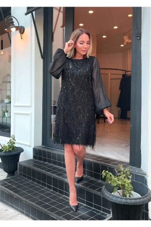 Schwarzes Paillettenkleid in Übergröße – Abendkleid – Kleid – besondere Anlässe – Trend - 1