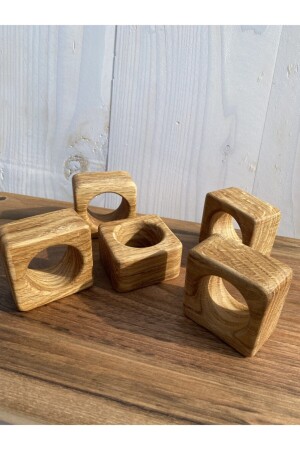 Set mit 6 Serviettenringen aus Holz - 3