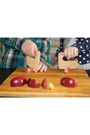 Sicheres Kindermesser aus Holz - 3