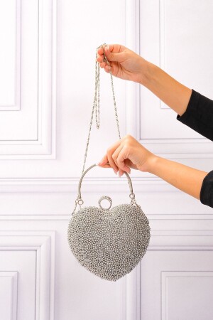 Silbernes Abendkleid für Damen mit Herz und Perlen – Clutch-Abendtasche - 2